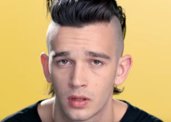 Spotlight The Ever Evolving Hairstyles Of Matty Healy From The